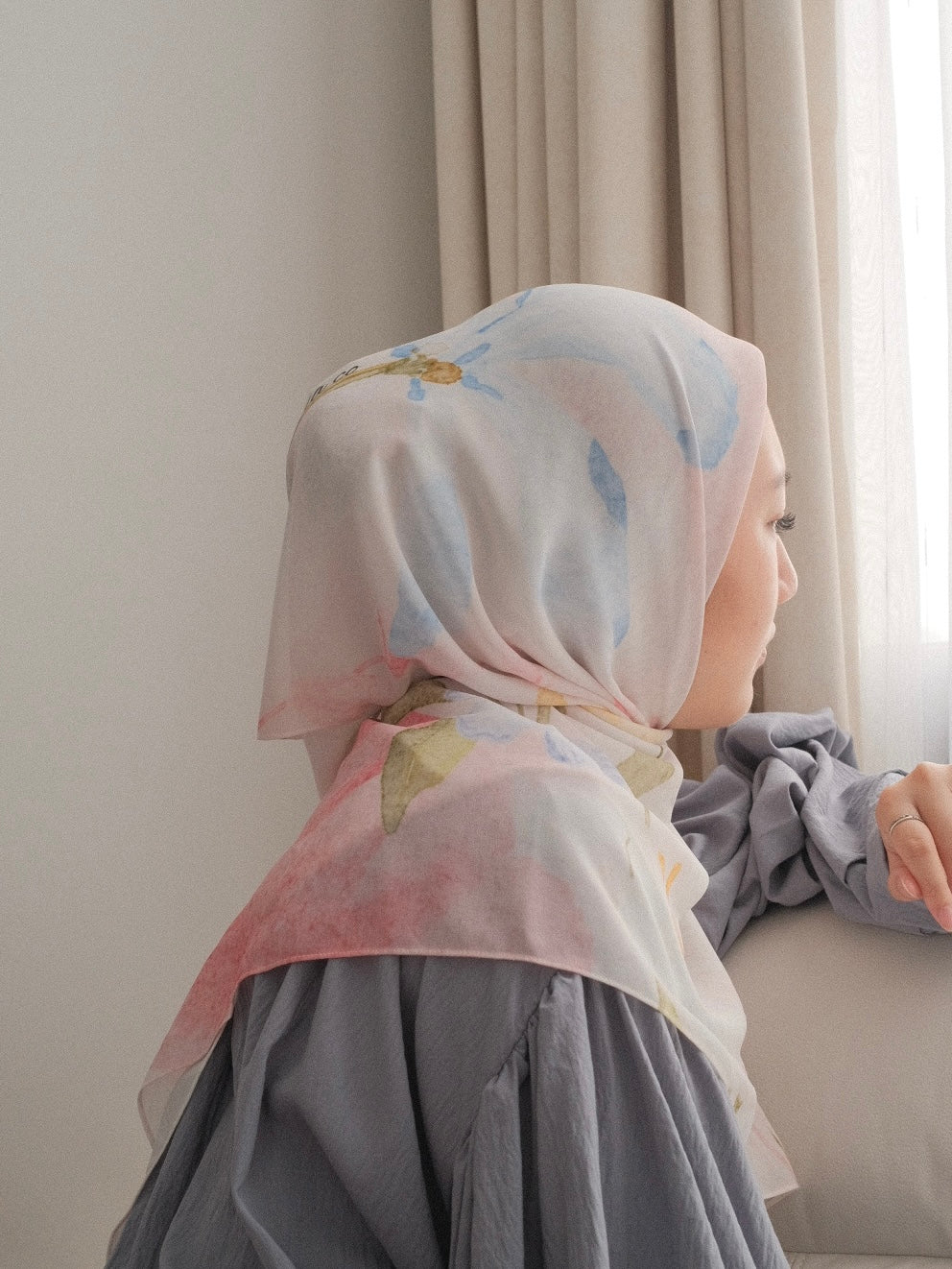 Pink Garden Square - Premium Pearl Chiffon