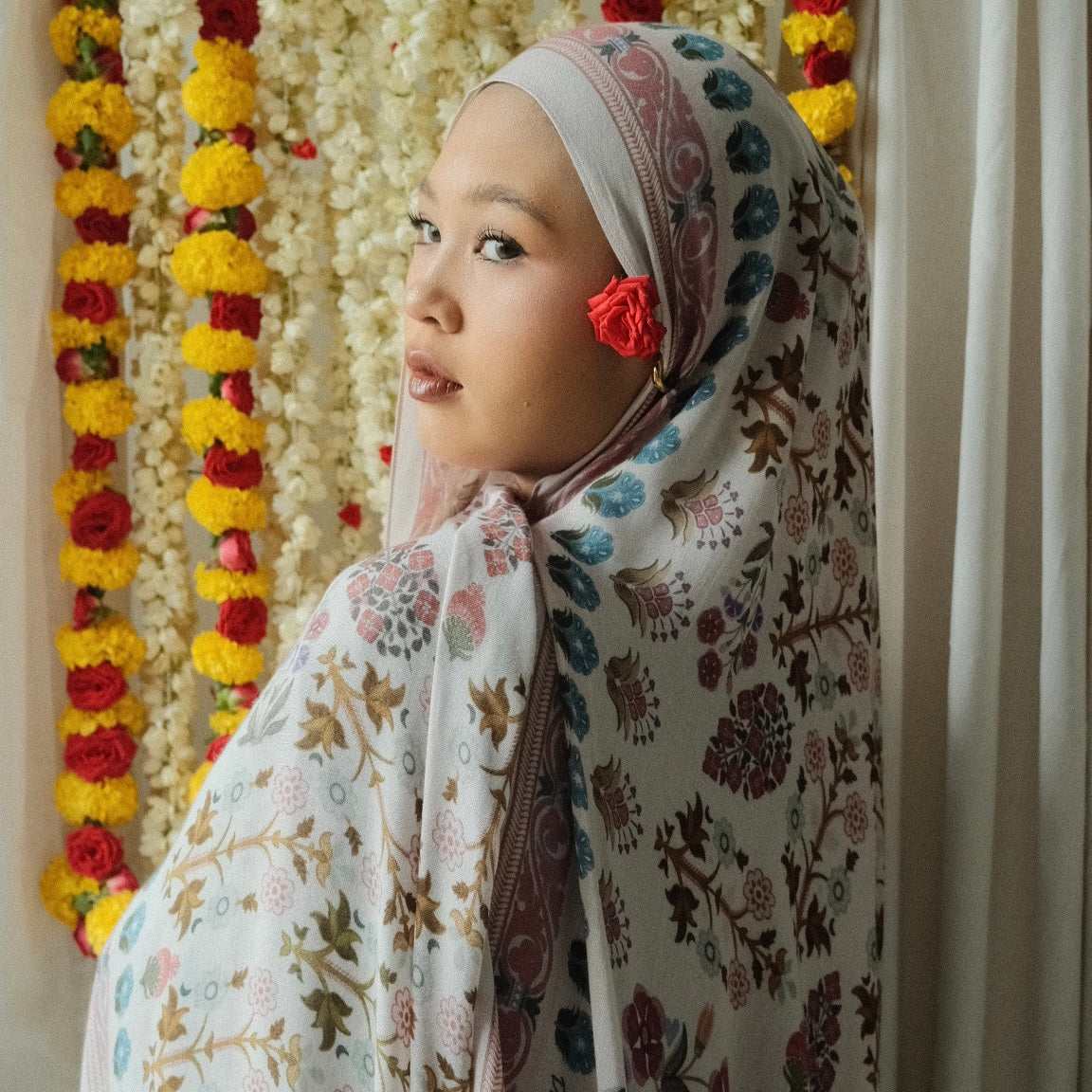 Yasmeena in Ivory Pink