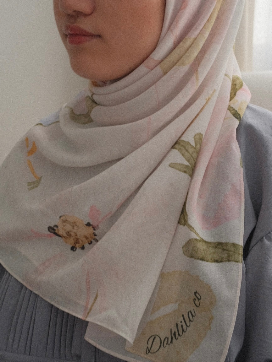 Pink Garden Square - Premium Pearl Chiffon