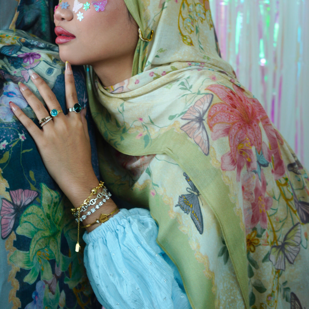 Mariposa in Sage Bloom
