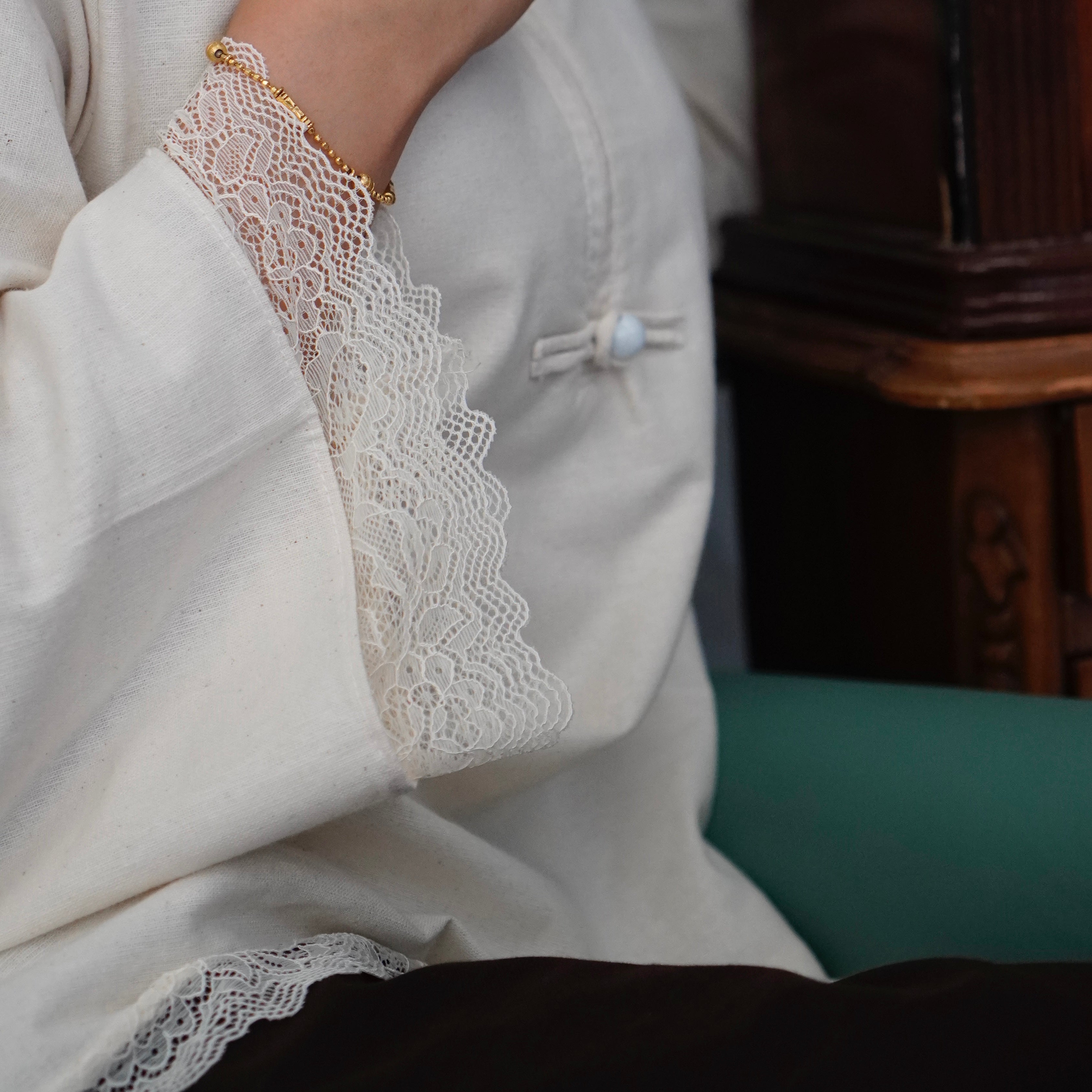 Élan linen blouse in Cream