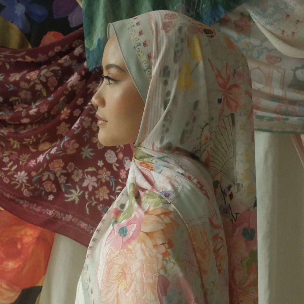 Dahlila’s Collage - Willow