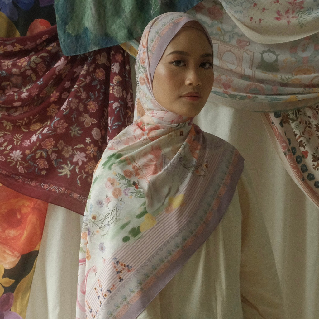 Dahlila’s Collage - Thistle