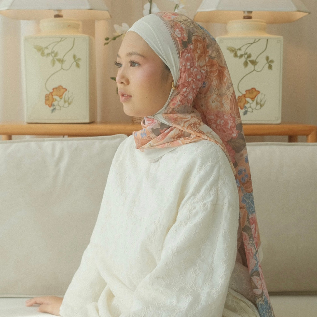 In Her Light - Roliya