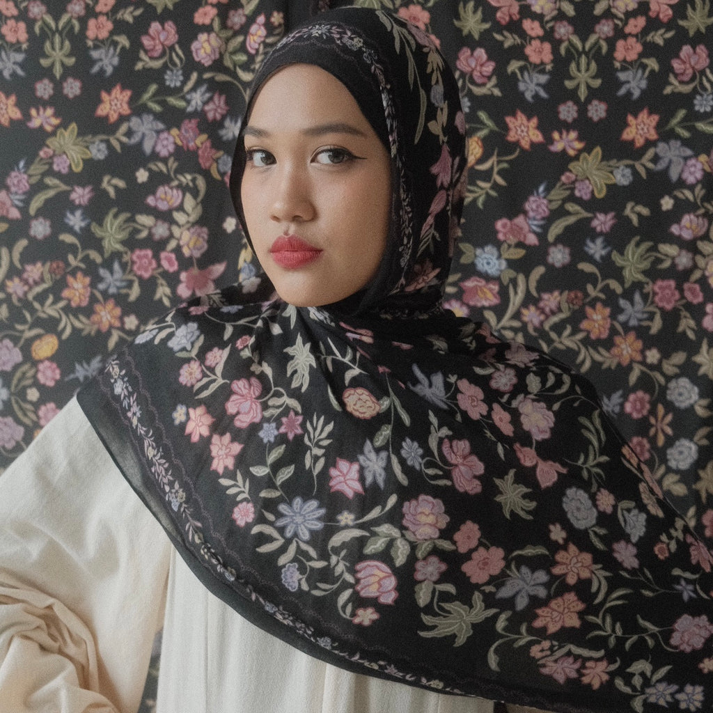 Dahlila’s Heirloom - Layang