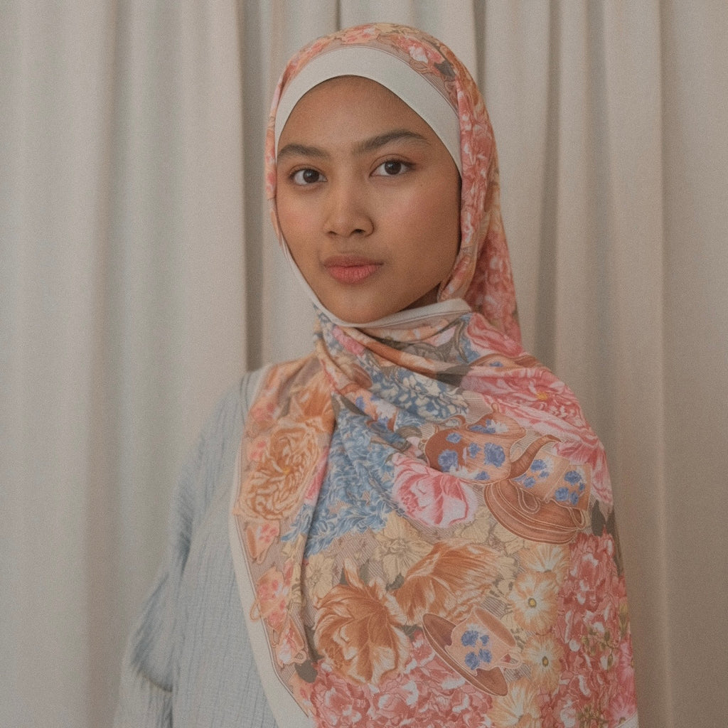 In Her Light - Roliya