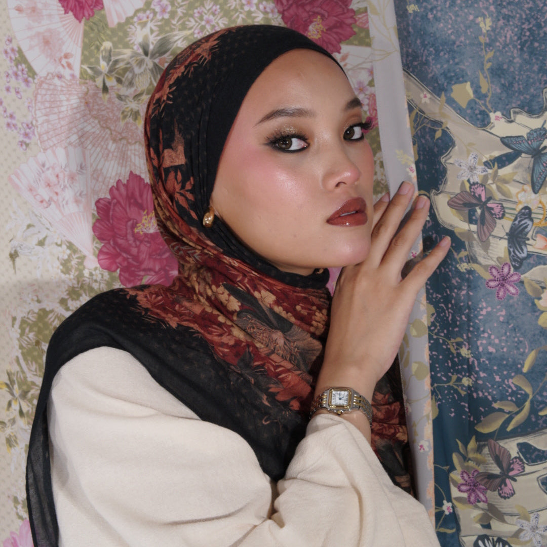 (PO) Orientalist in Ember Noir