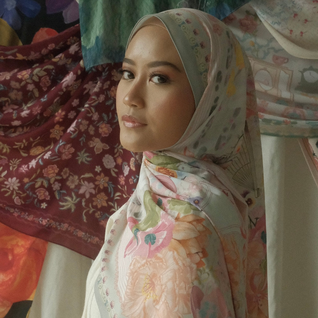 Dahlila’s Collage - Willow