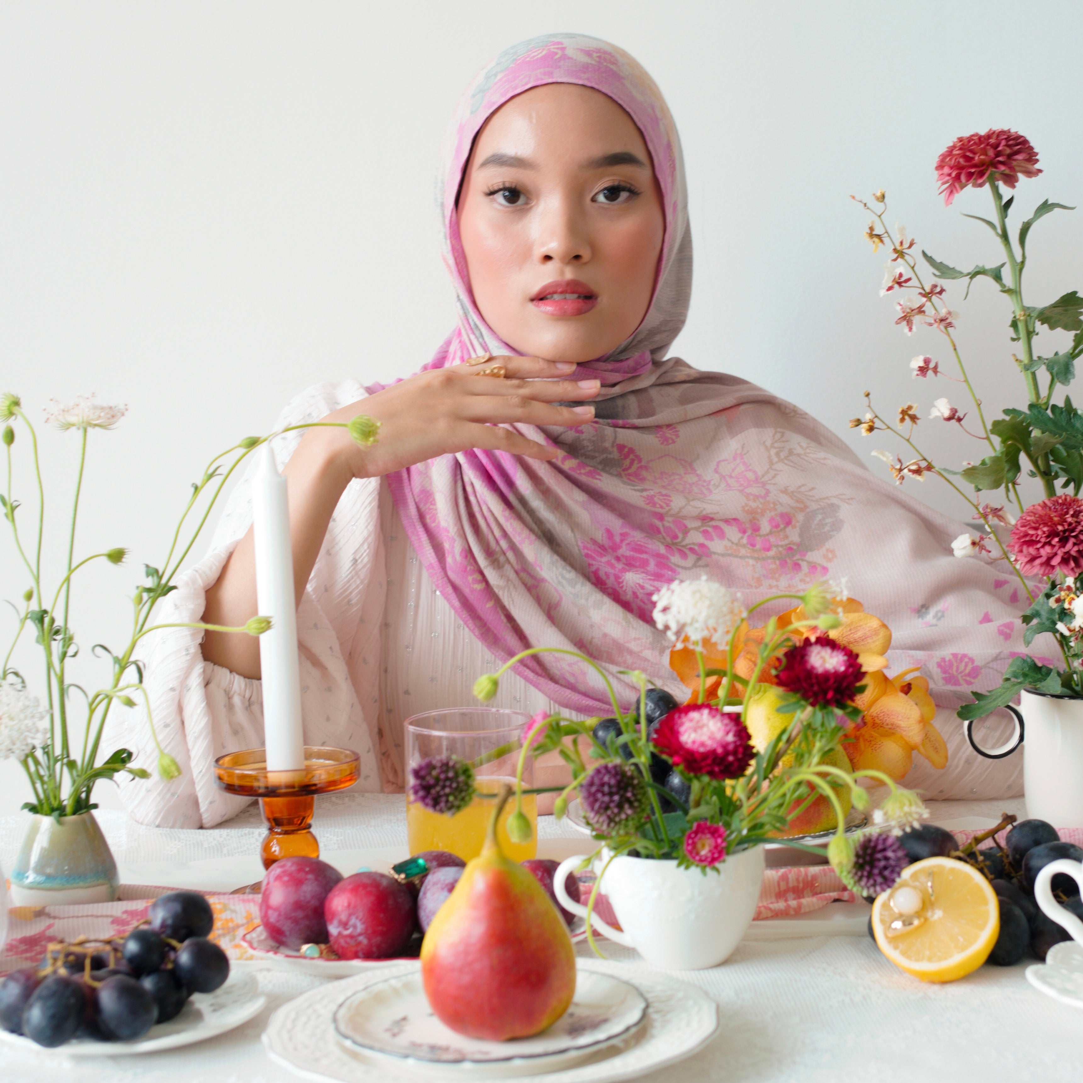 Mama’s Table in Peony Glacé