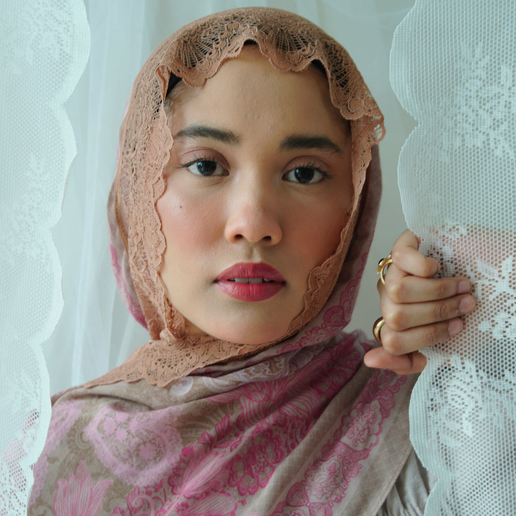 Baroque in Rose Antique