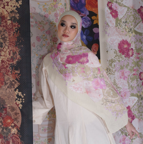 (PO) Orientalist in Rose Porcelain