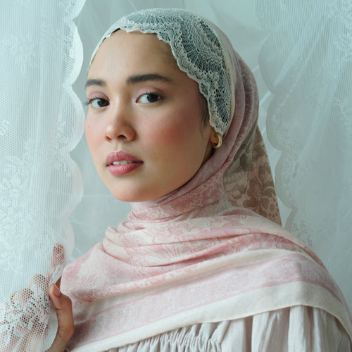 Baroque in Blush Heirloom